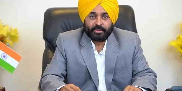 पंजाब में प्राइवेट स्कूल फीस पर सरकार सख्त, मनमानी वसूली पर लगेगी रोक